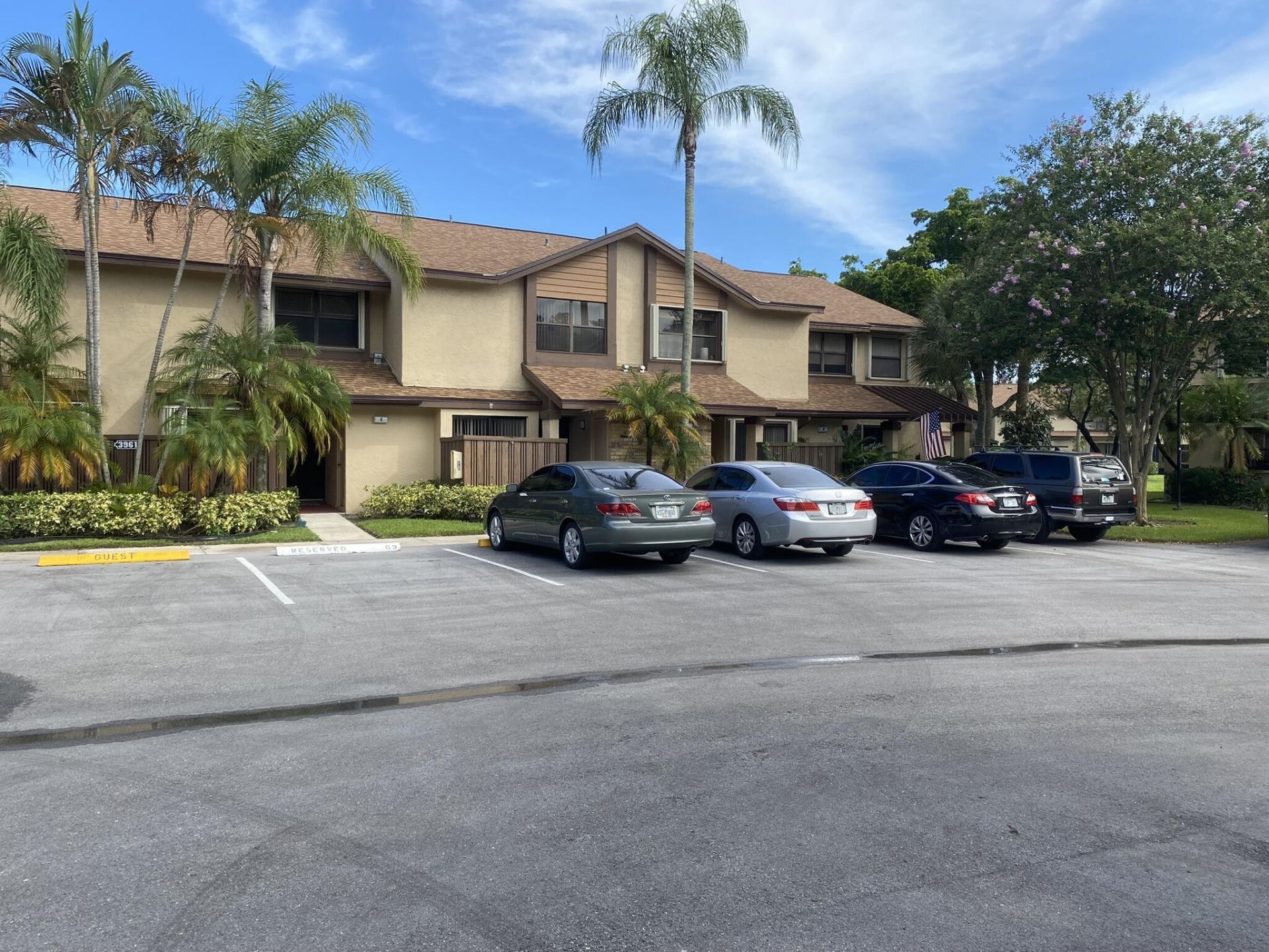 3961 Cocoplum Circle, Unit F, Coconut Creek, FL 33063 Photo