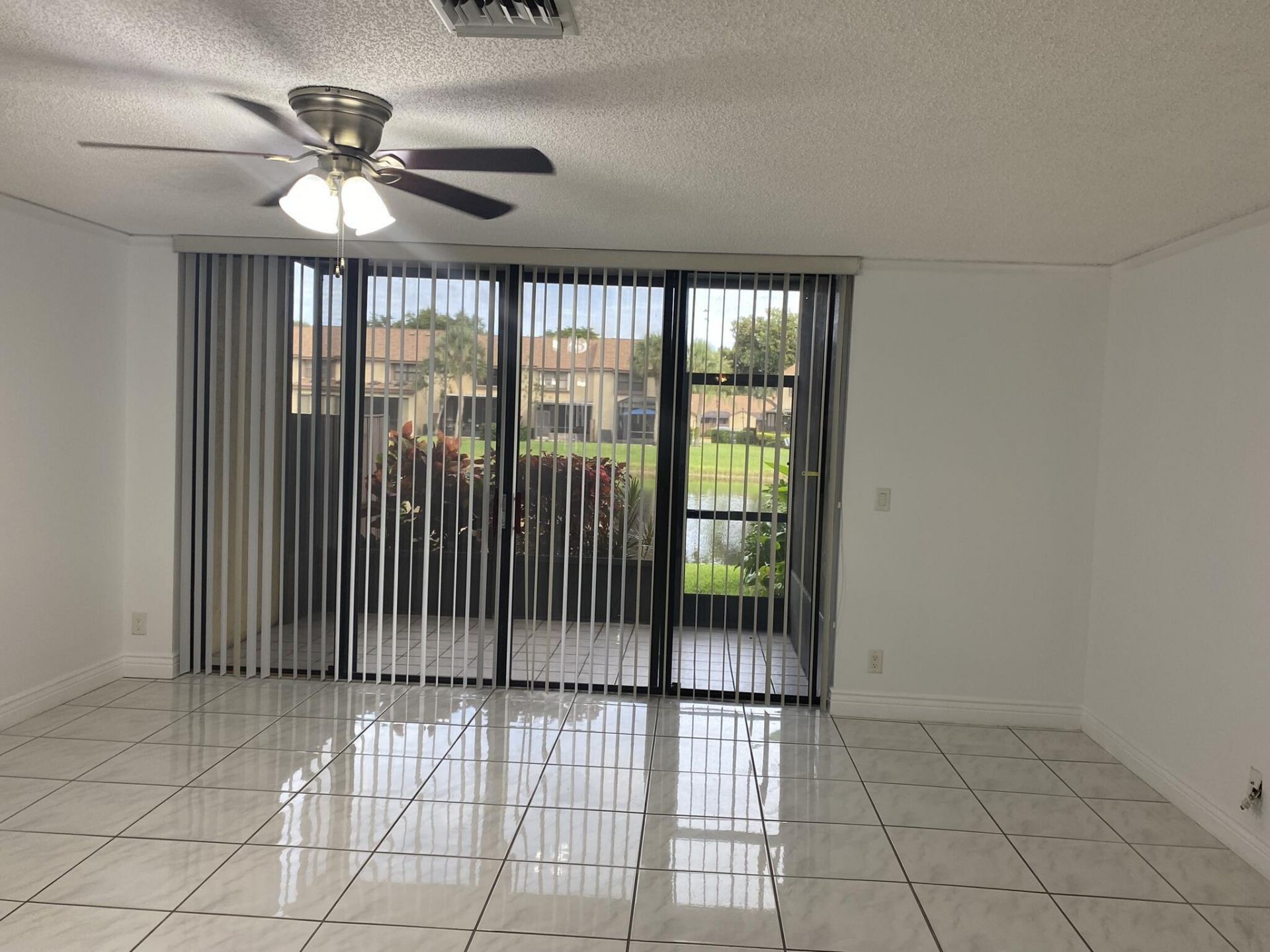 3961 Cocoplum Circle, Unit F, Coconut Creek, FL 33063 Photo