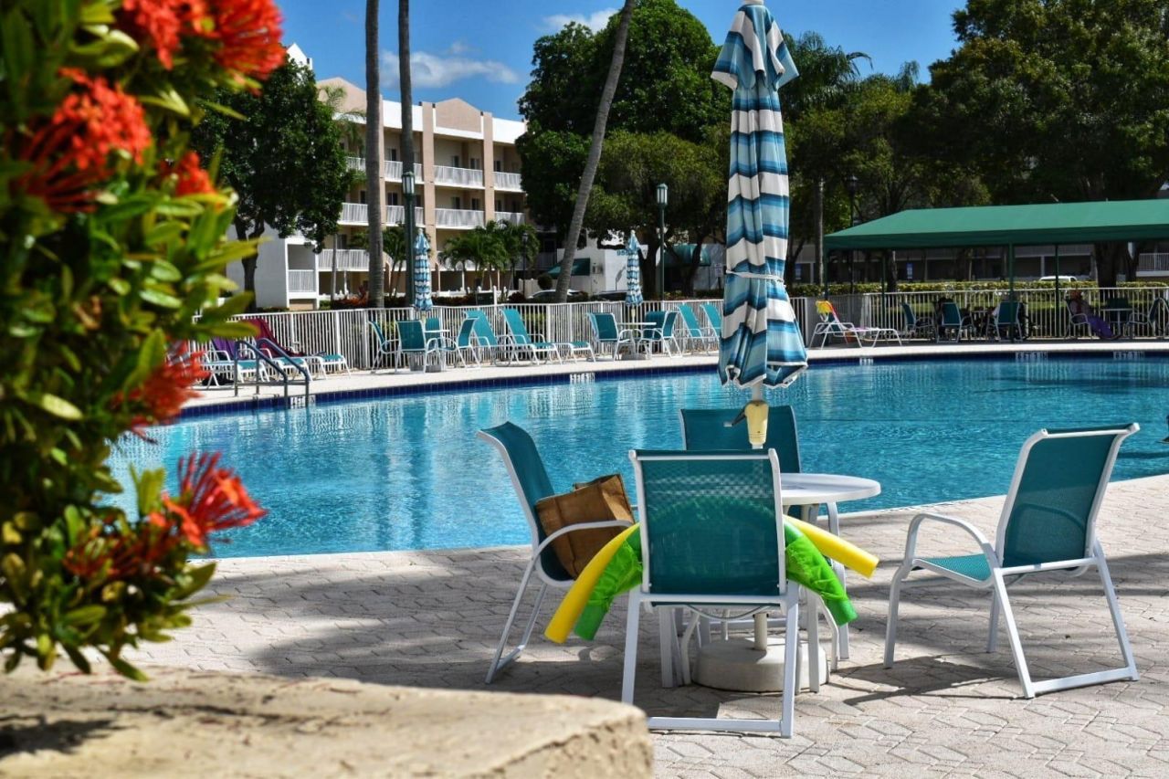 9560 Weldon Circle, Unit J312, Tamarac, FL 33321 Photo