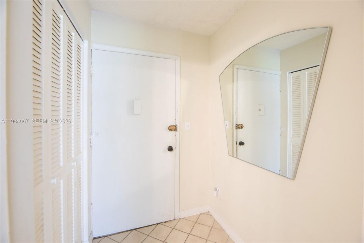 1680 NE 191st St , Unit 107-2, Miami, FL 33179 Photo