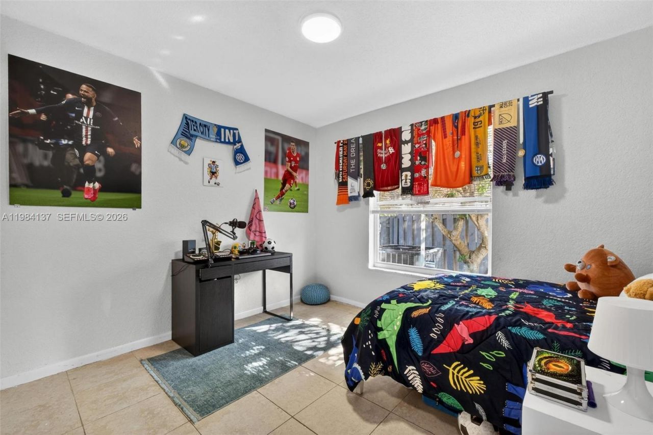 9756 SW 222nd St, Cutler Bay, FL 33190 Photo