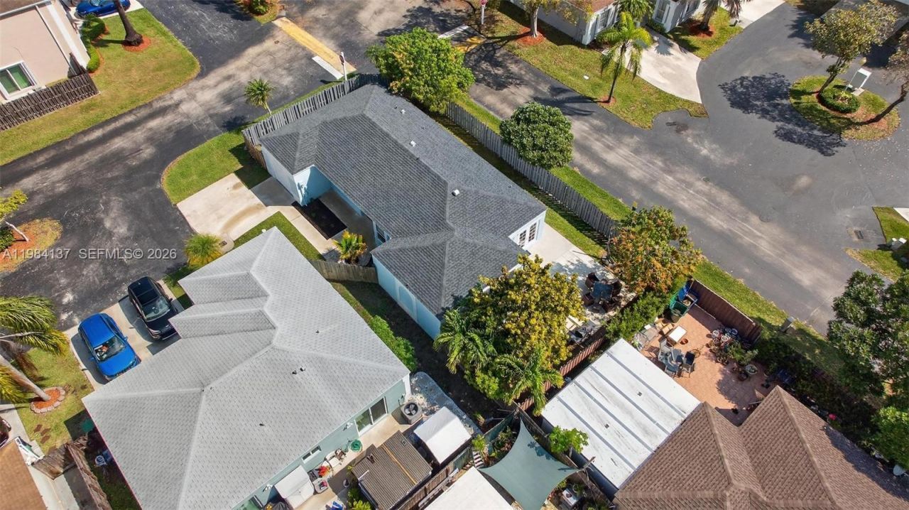 9756 SW 222nd St, Cutler Bay, FL 33190 Photo