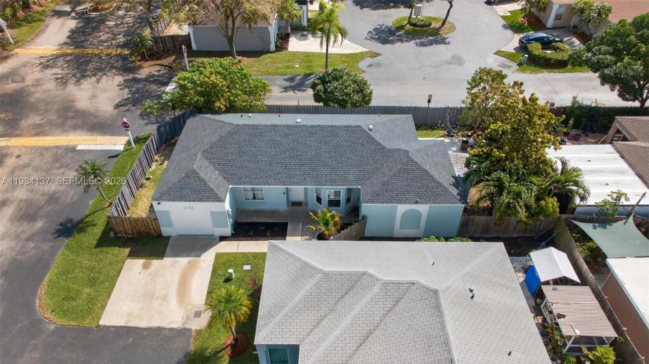 9756 SW 222nd St, Cutler Bay, FL 33190 Photo