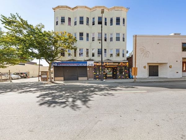 50 Common St, Unit 3, Lawrence, MA 01840