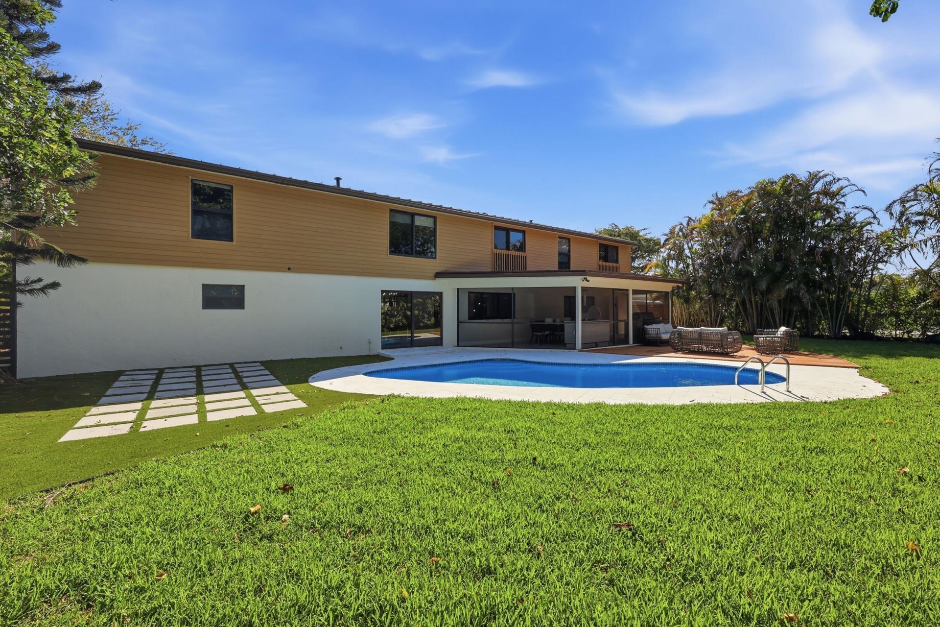 342 N Fairway N, Tequesta, FL 33469 Photo