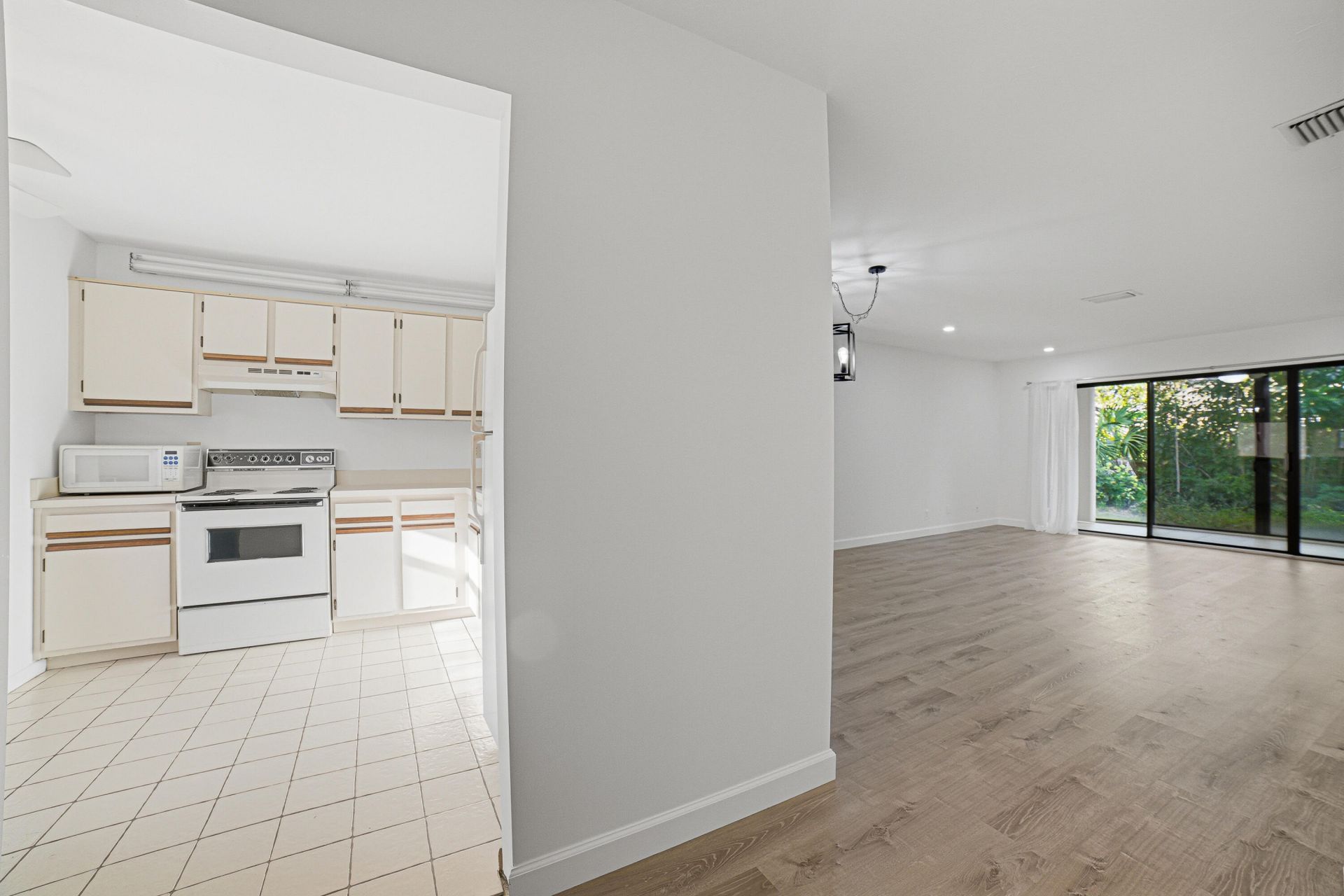 4213 NW 22nd Street, Coconut Creek, FL 33066 Photo