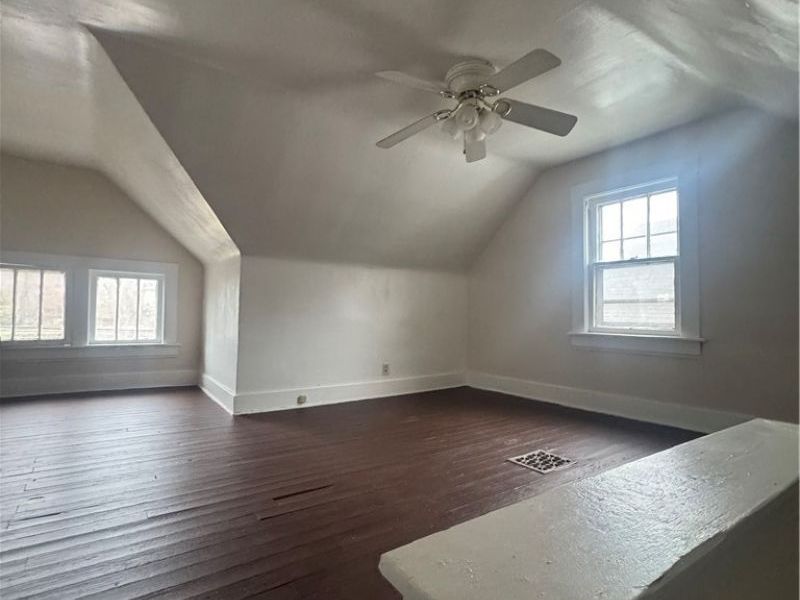 577 Rhodes Avenue, Akron, OH 44307 Photo 12