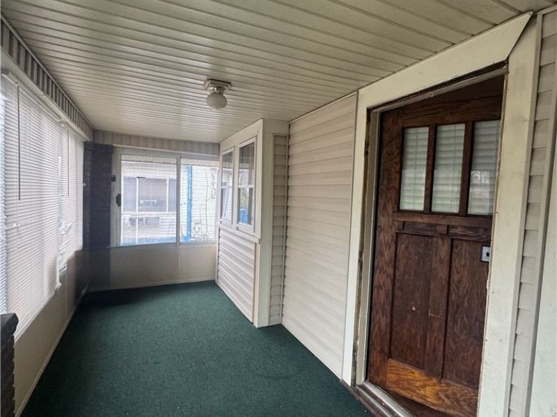 577 Rhodes Avenue, Akron, OH 44307 Photo 3