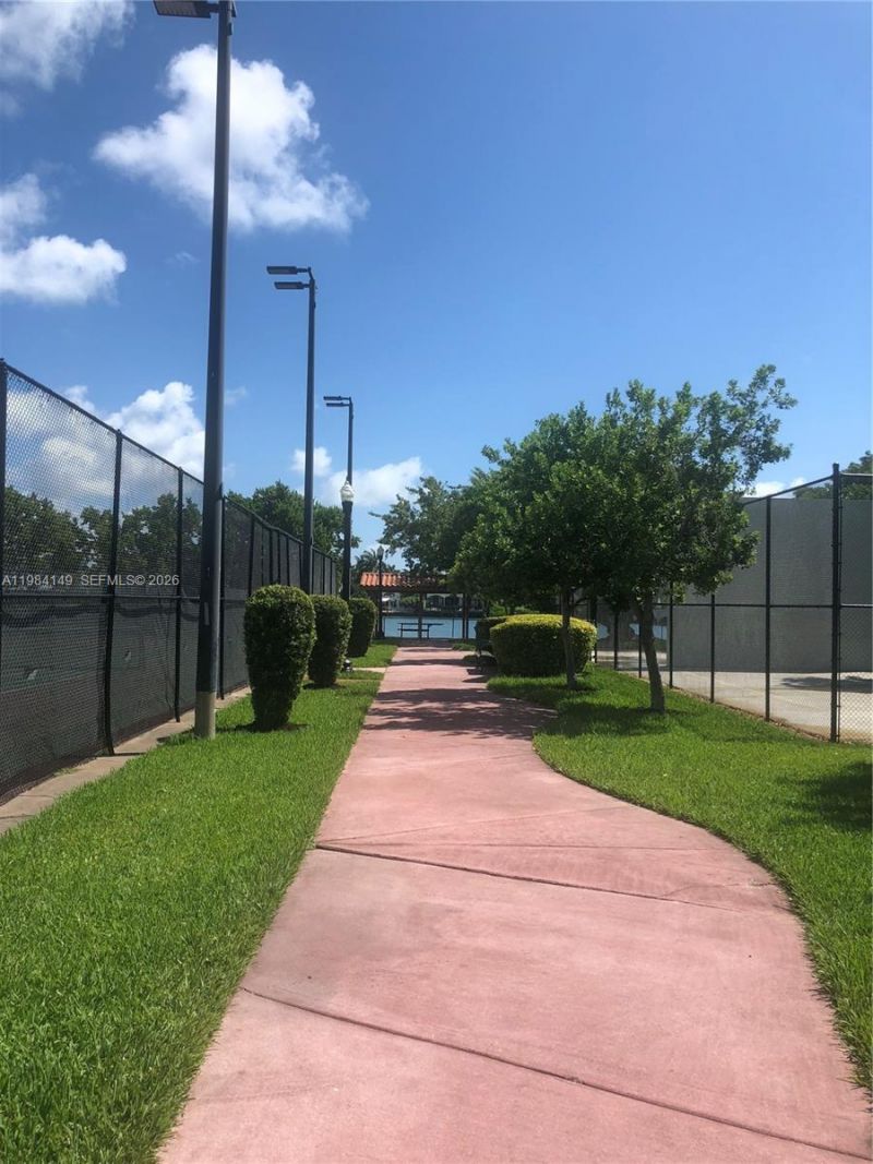 265-b Palm Ave, Miami Beach, FL 33139 Photo
