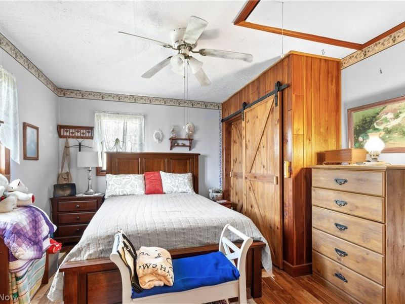 18990 New Gottengen Road, Salesville, OH 43778 Photo 8