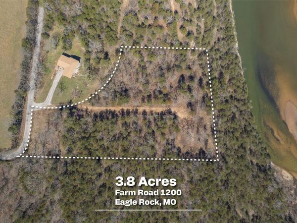000 Farm Road 1200 , Eagle Rock, MO 65641