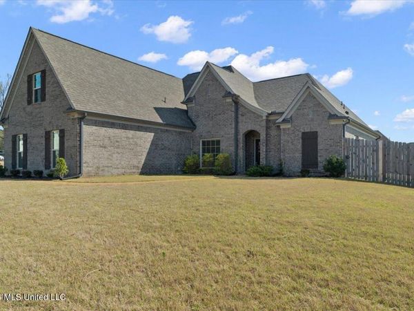 1948 Ava Drive, Nesbit, MS 38651