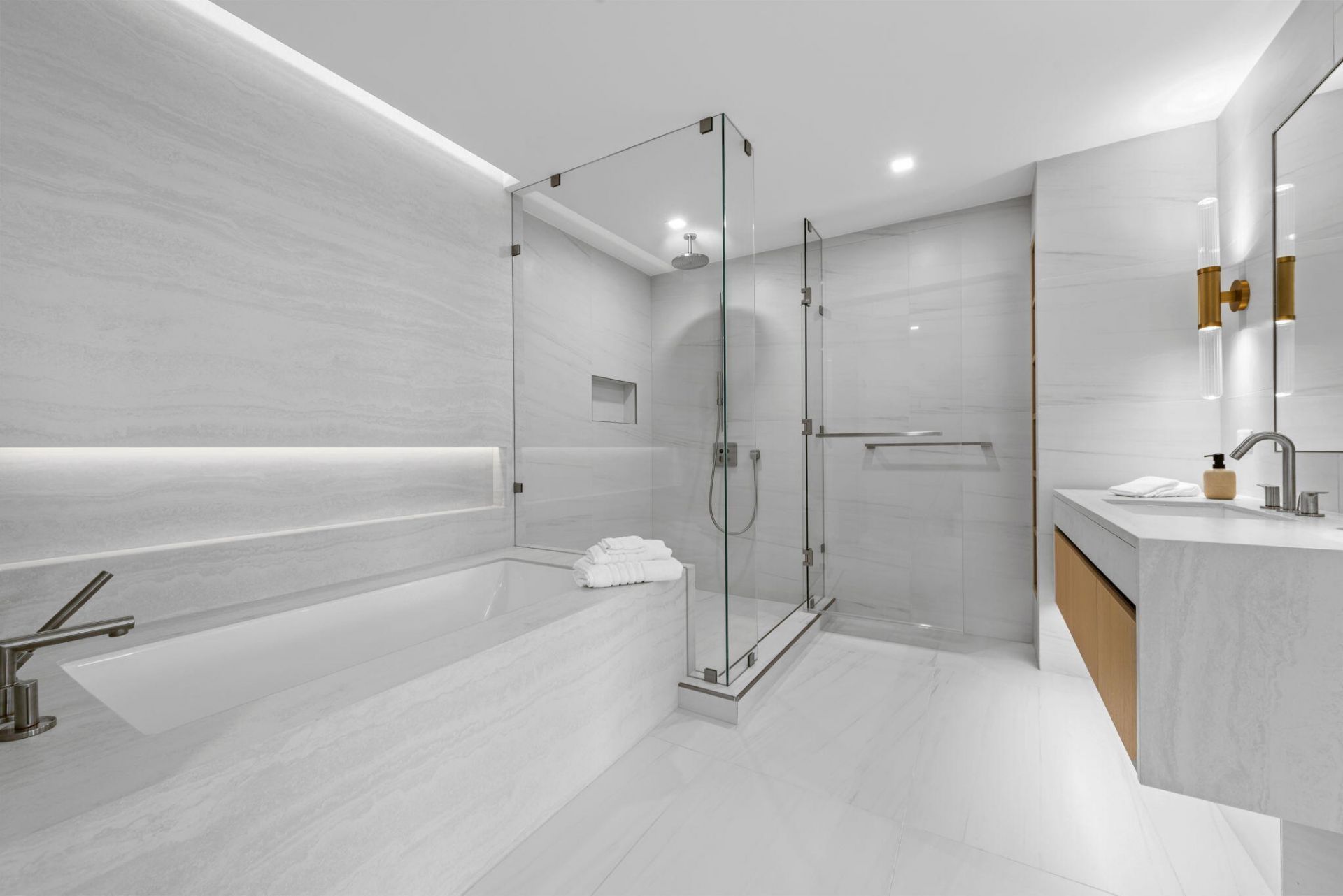 900 N Ocean Boulevard, Unit 1501, Pompano Beach, FL 33062 Photo