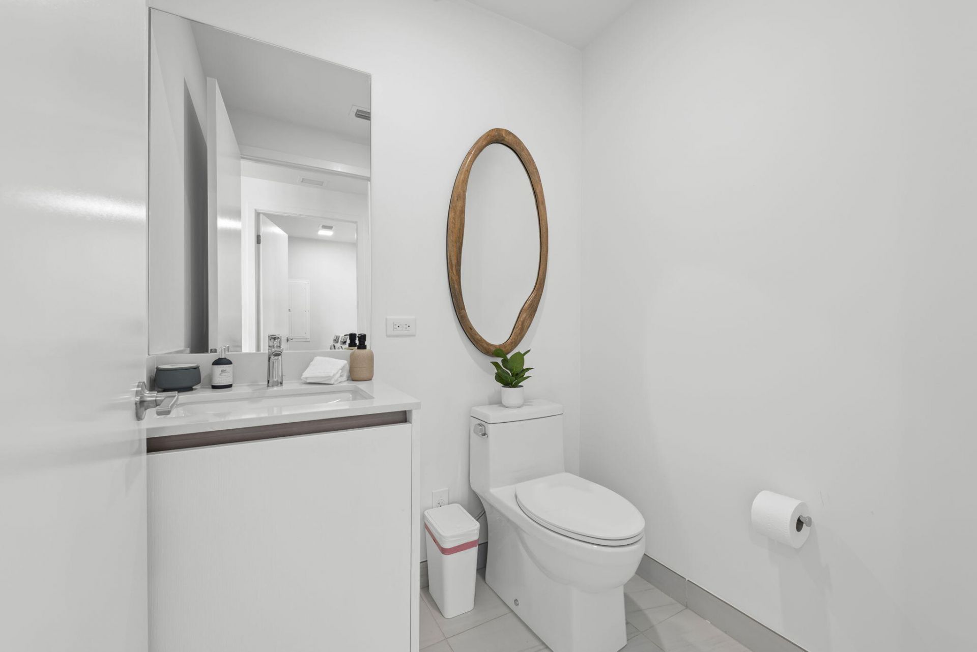 900 N Ocean Boulevard, Unit 1501, Pompano Beach, FL 33062 Photo