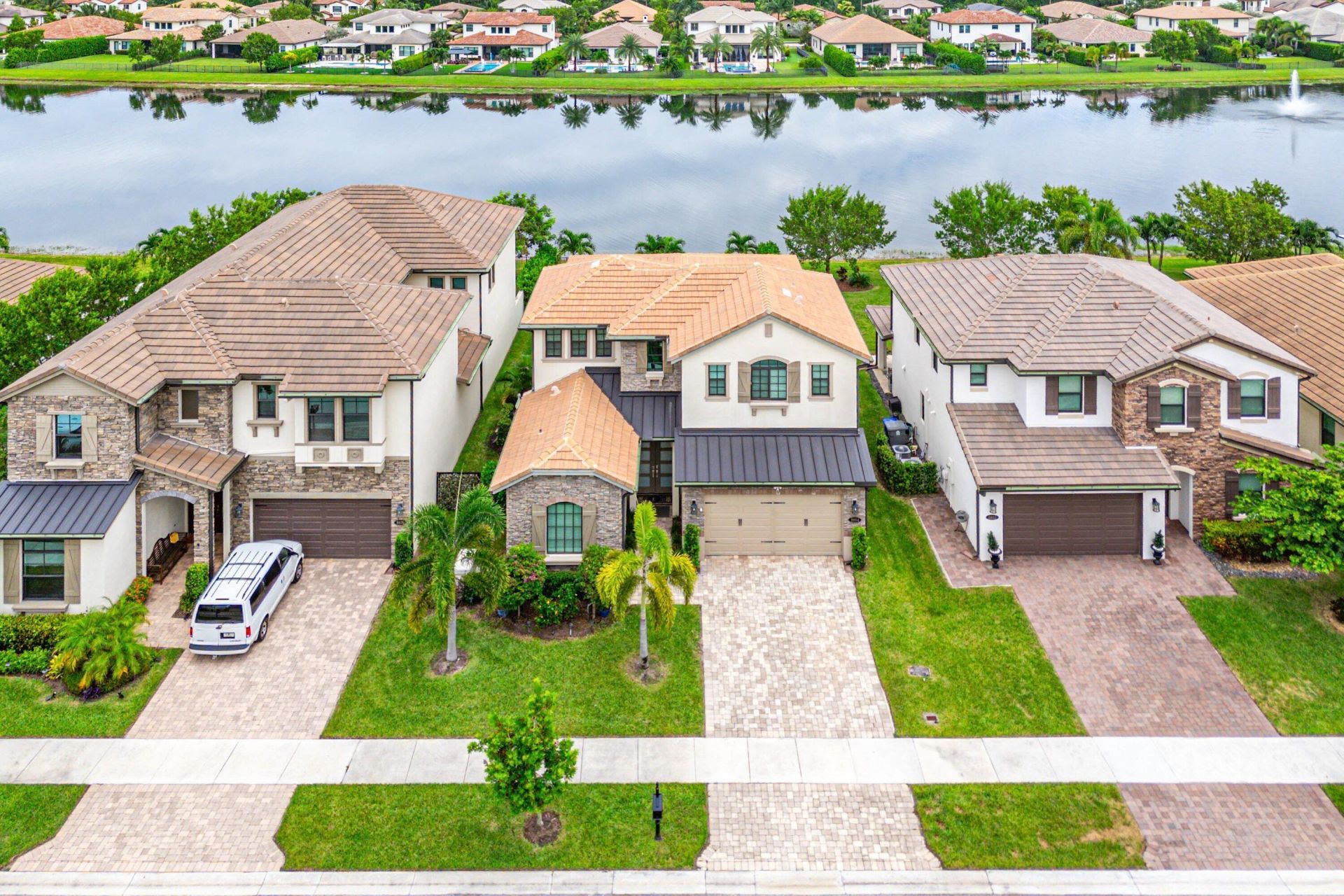 8884 Grand Prix Lane, Boynton Beach, FL 33472 Photo