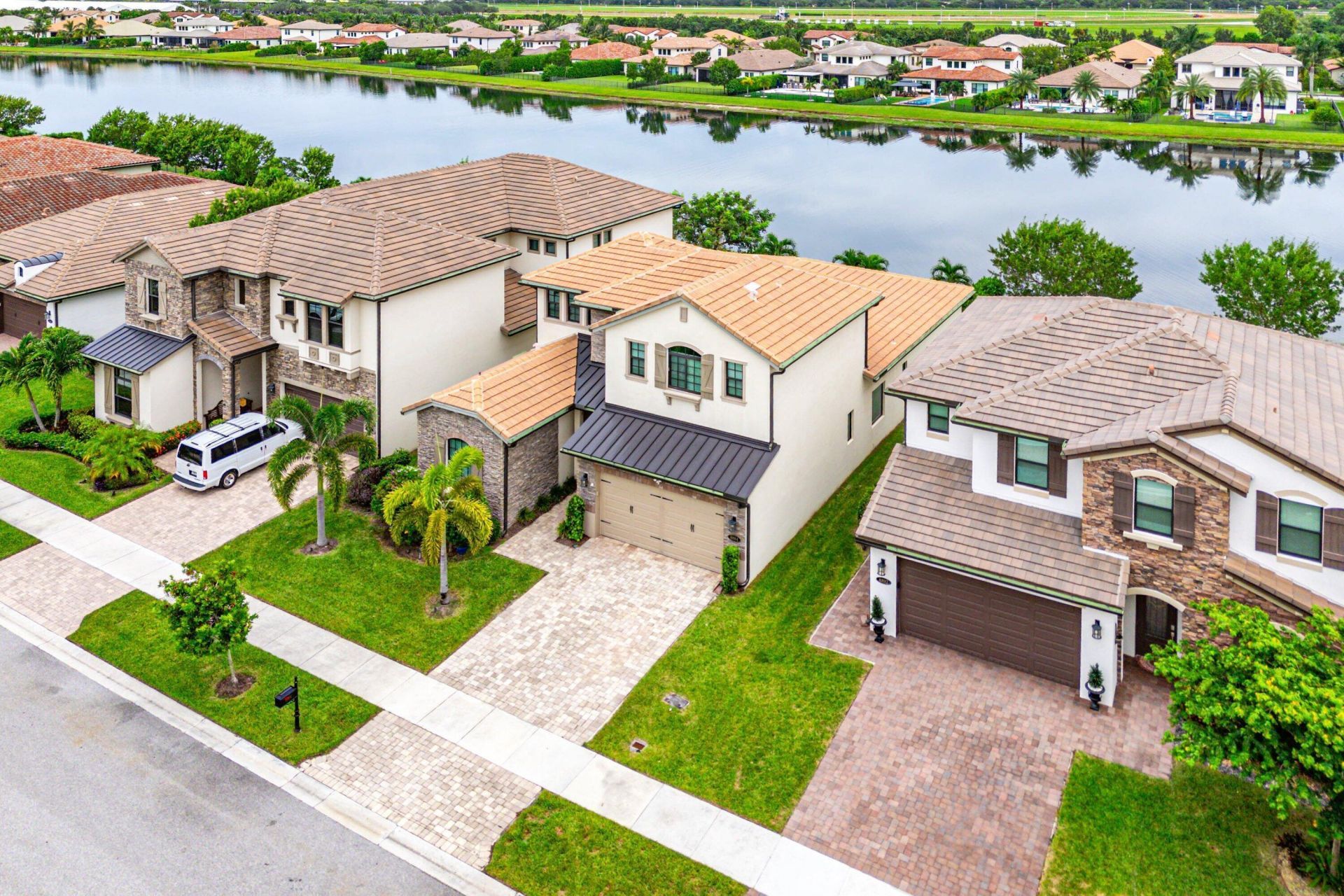 8884 Grand Prix Lane, Boynton Beach, FL 33472 Photo