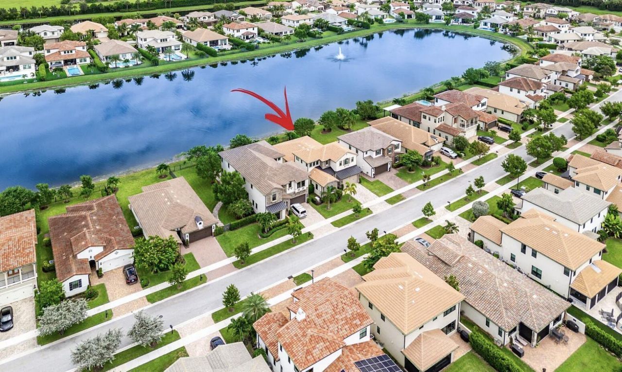 8884 Grand Prix Lane, Boynton Beach, FL 33472 Photo