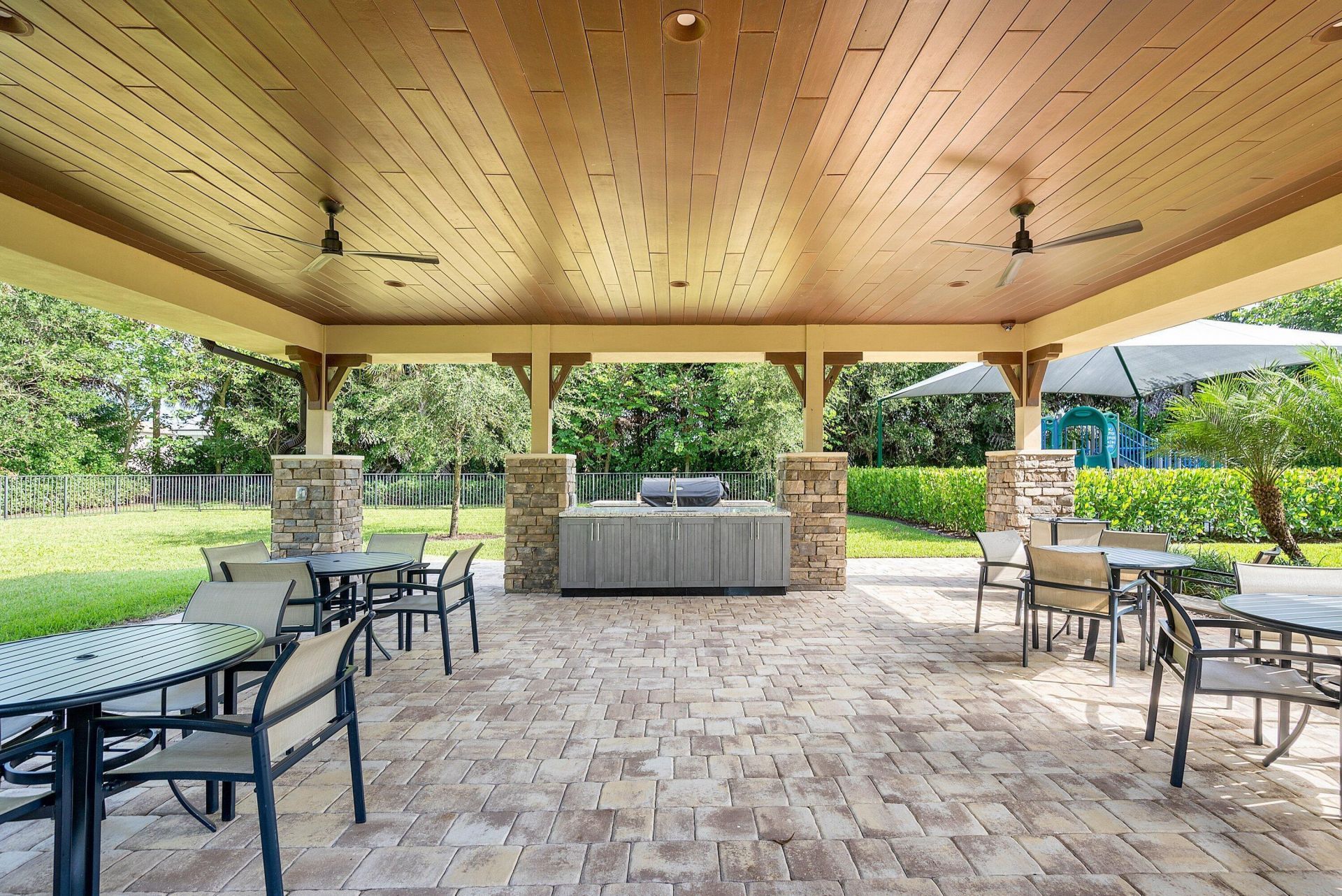 8884 Grand Prix Lane, Boynton Beach, FL 33472 Photo