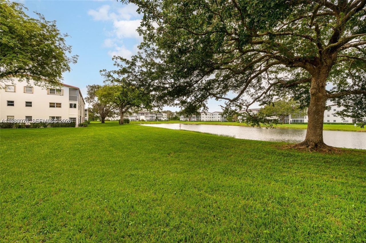 257 Fanshaw G, Unit 257, Boca Raton, FL 33434 Photo
