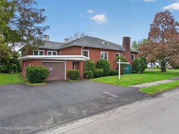 111 Maiden Lane, Kingston, NY 12401