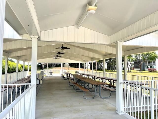 20 Valencia, Delray Beach, FL 33446 Photo