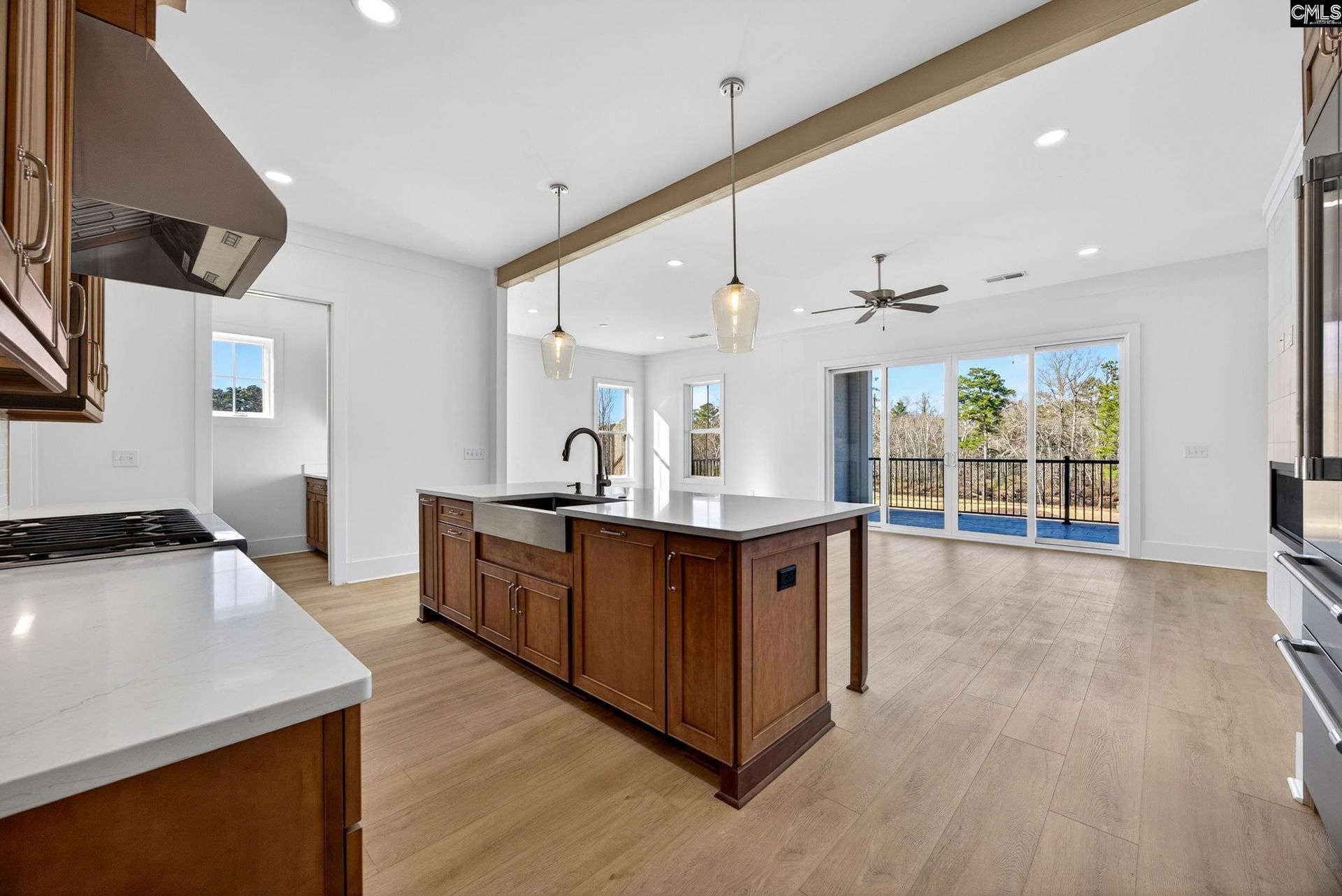 1318 Long Grove Way Photo 4