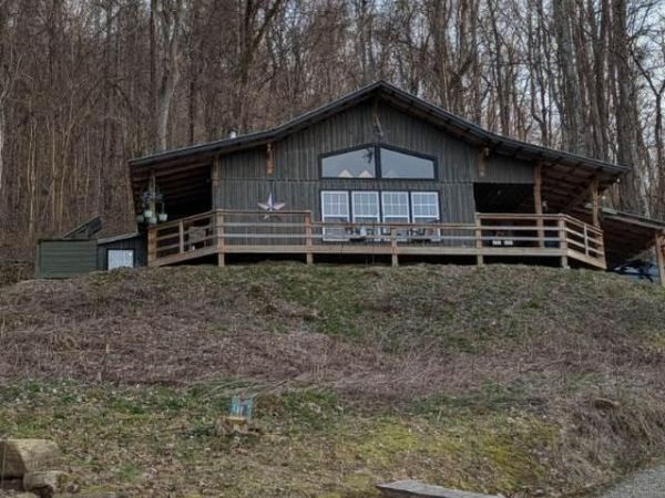 1015 John Hedden Way, Thorn Hill, TN 37881