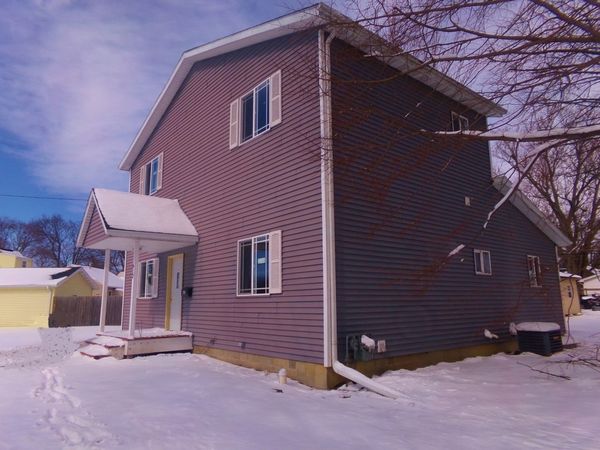 612 15th Avenue , Sterling, IL 61081