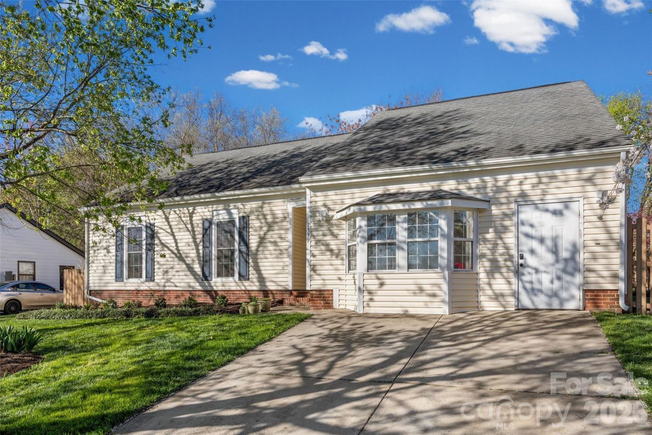 2339 Olde Whitehall Road, Charlotte, NC 28273 Main Photo