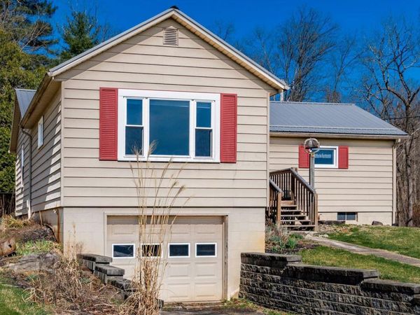 7965 Shannon Valley Road , Frazeysburg, OH 43822