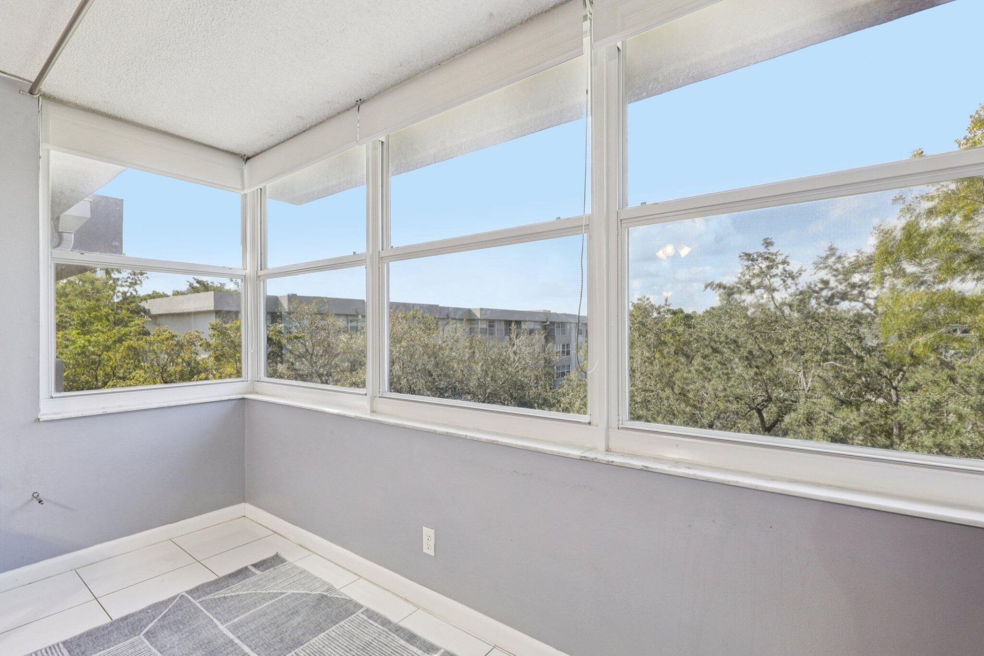 6500 Cypress Road, Unit 508, Plantation, FL 33317 Photo