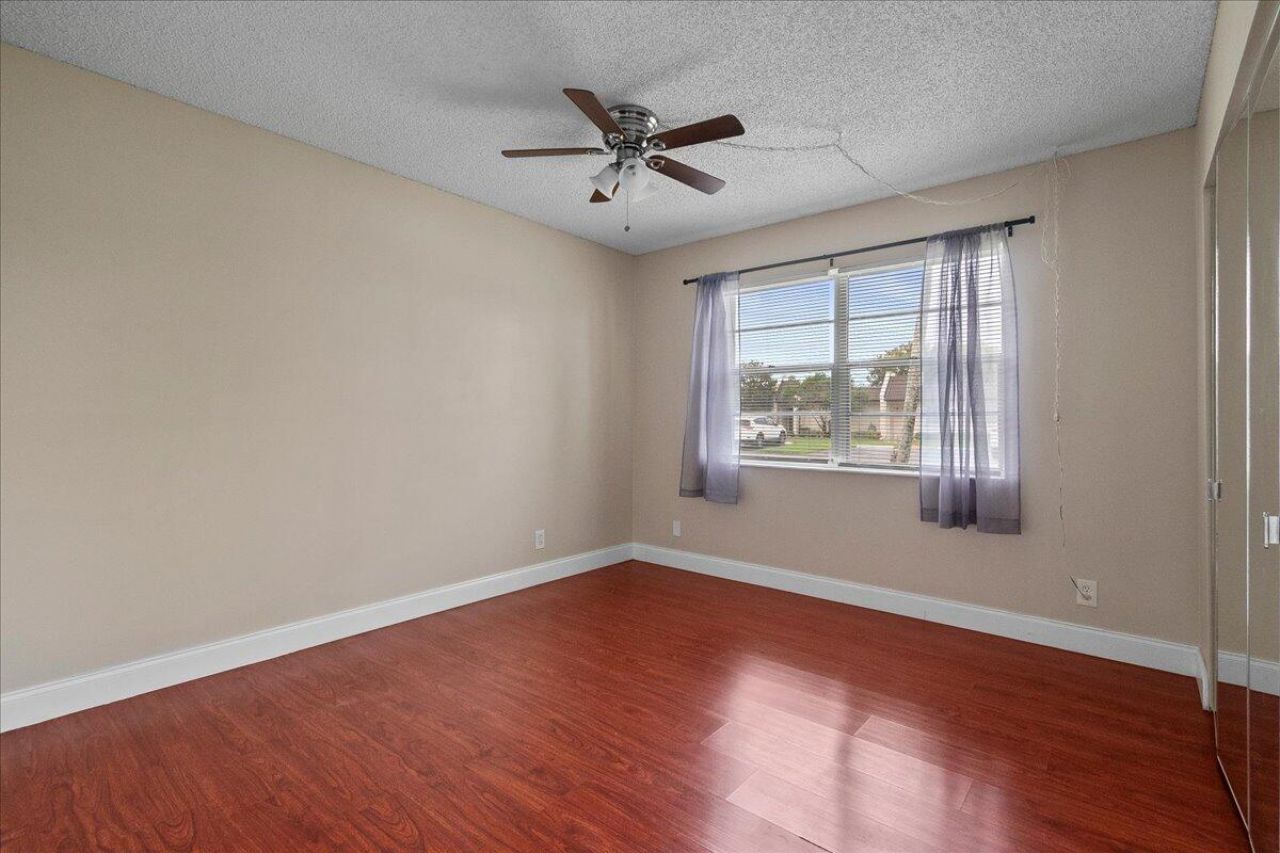 162 Lake Susan Lane, West Palm Beach, FL 33411 Photo