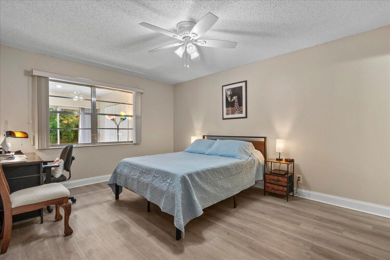 162 Lake Susan Lane, West Palm Beach, FL 33411 Photo