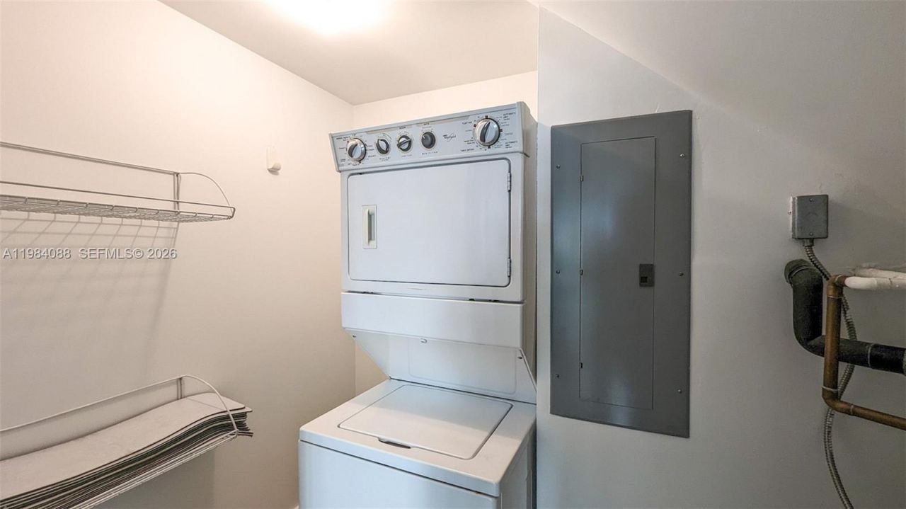 6000 Collins Ave , Unit 111, Miami Beach, FL 33140 Photo