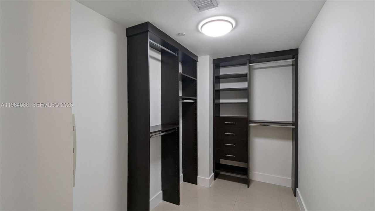 6000 Collins Ave , Unit 111, Miami Beach, FL 33140 Photo