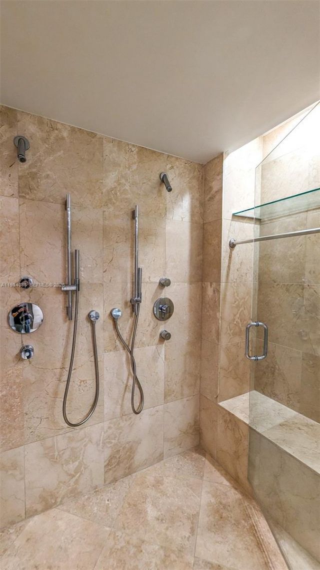 6000 Collins Ave , Unit 111, Miami Beach, FL 33140 Photo