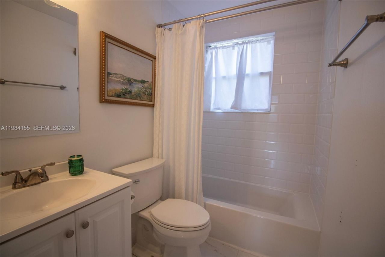 4844 Grapevine Way , Davie, FL 33331 Photo