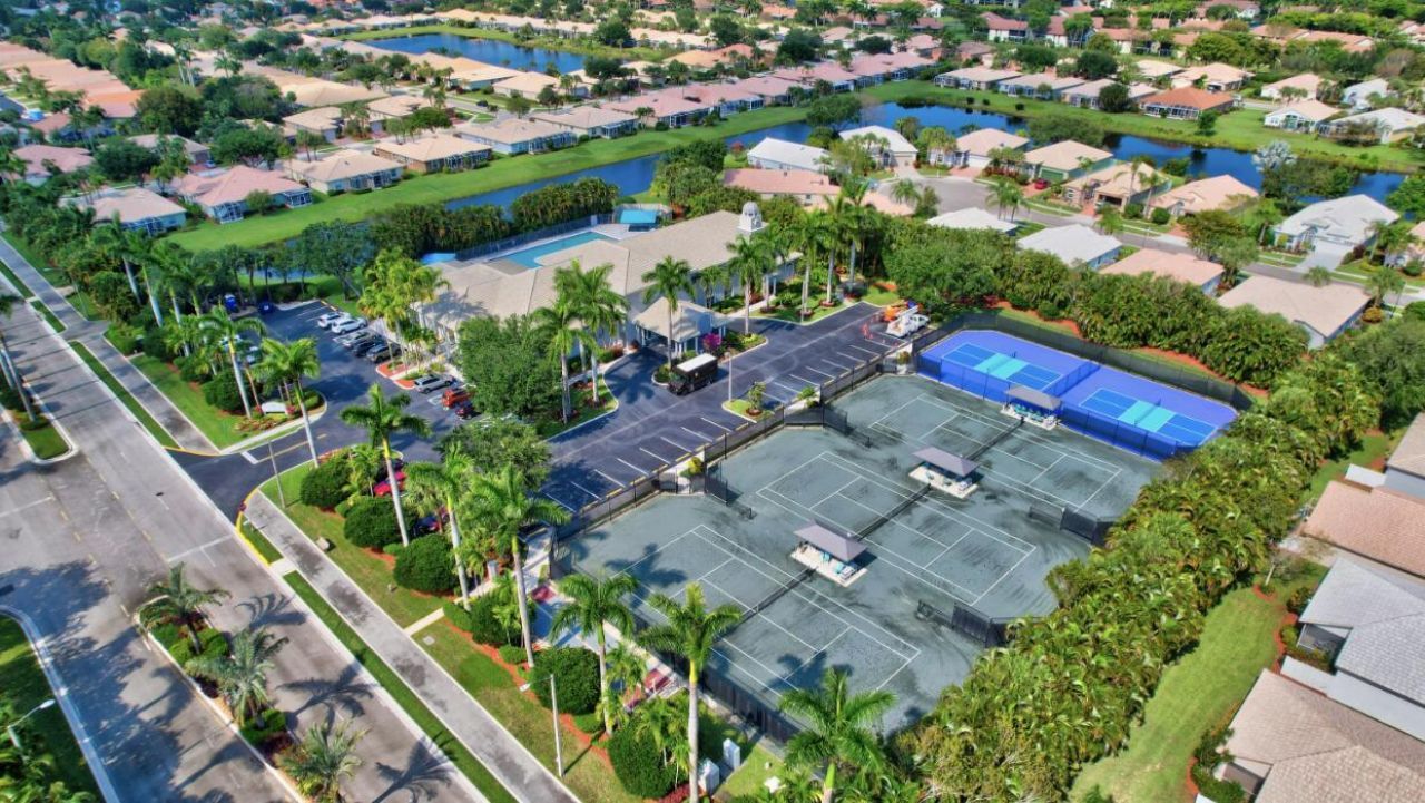 10760 Royal Caribbean Circle, Boynton Beach, FL 33437 Photo