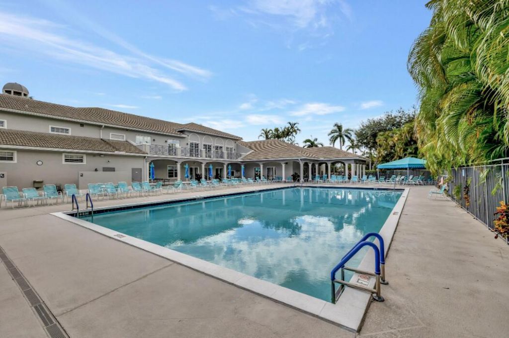 10760 Royal Caribbean Circle, Boynton Beach, FL 33437 Photo