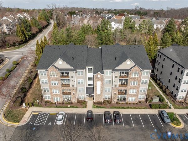 910 Westwood Village Way , Unit 402, Midlothian, VA 23114