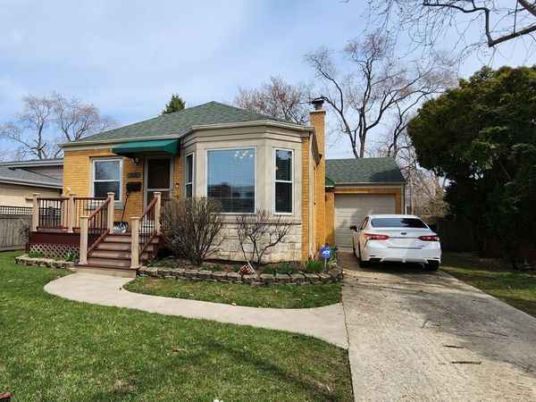 1831 S Cumberland Avenue, Park Ridge, IL 60068