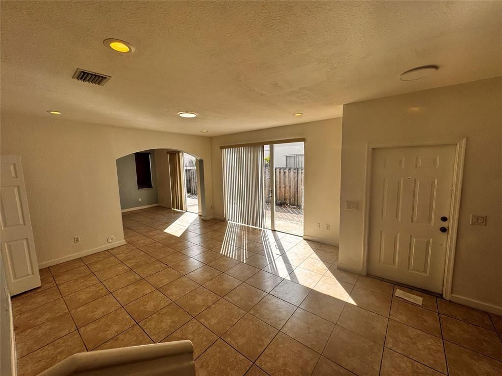 15746 SW 41st Street, Miramar, FL 33027 Photo