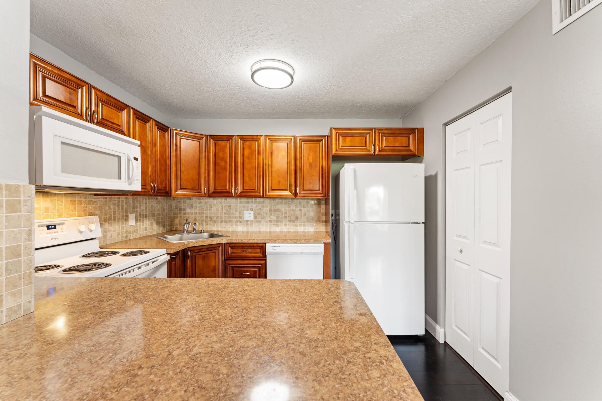 516 Shady Pine Way, Unit B2, Greenacres, FL 33415 Photo