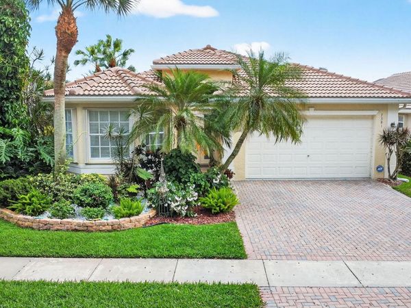 7381 Morocca Lake Drive, Delray Beach, FL 33446
