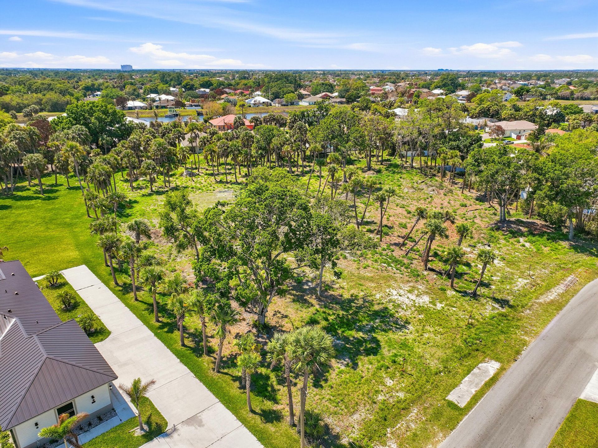 2008 SW Leafy Road, Port Saint Lucie, FL 34953 Photo