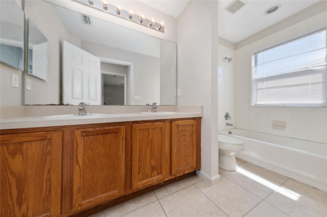 2962 White Cedar Dr , Kissimmee, FL 34741 Photo