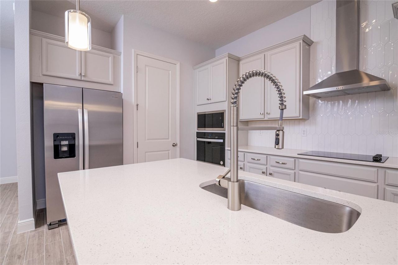 6487 Cyrils Drive , Saint Cloud, FL 34771 Photo