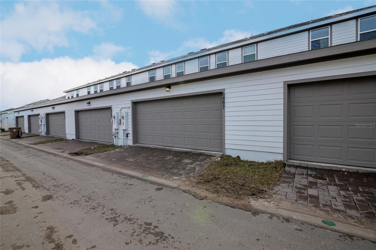 6487 Cyrils Drive , Saint Cloud, FL 34771 Photo