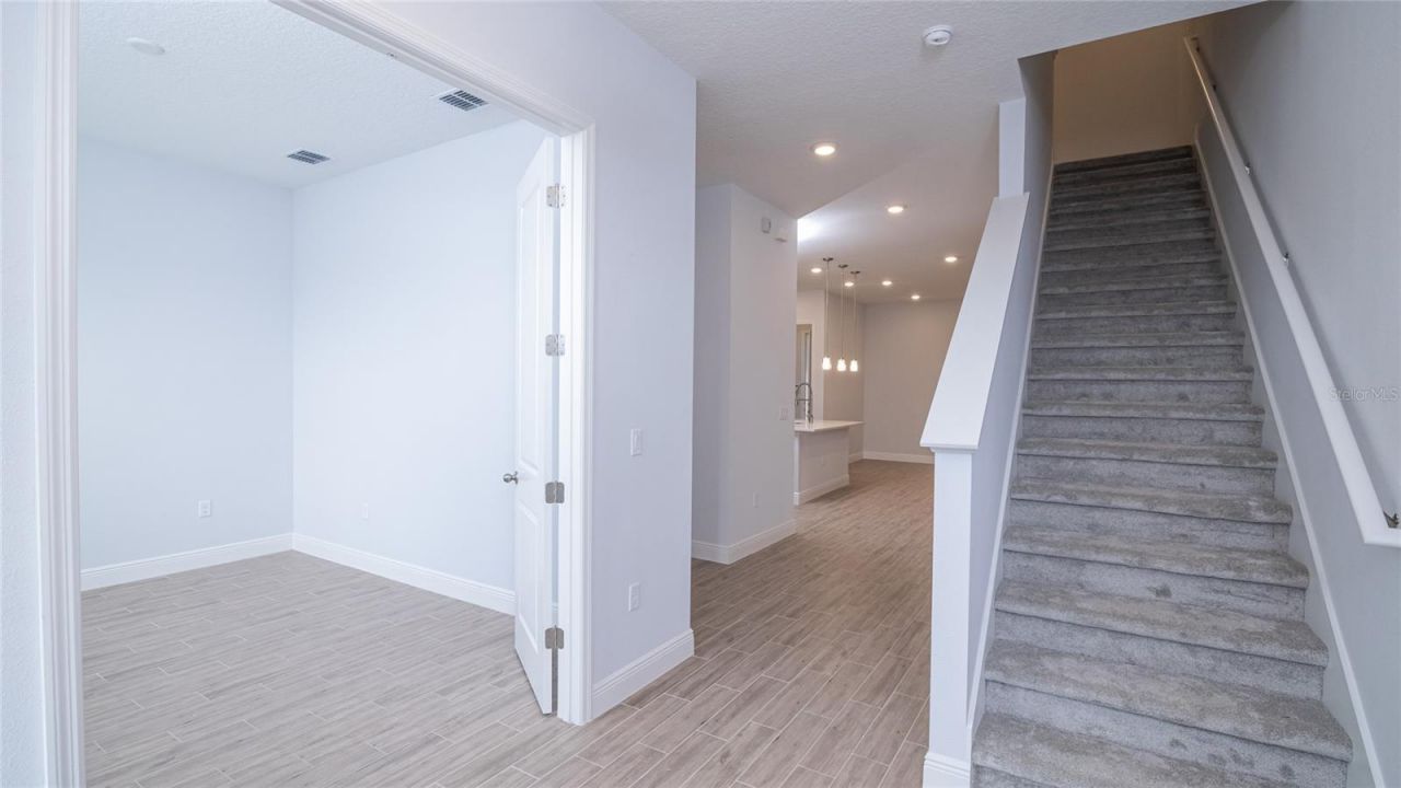 6487 Cyrils Drive , Saint Cloud, FL 34771 Photo