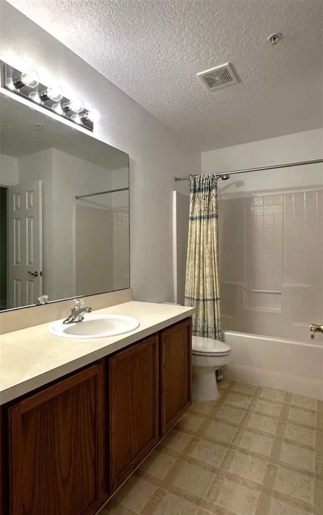 1264 N Fairway Drive , Apopka, FL 32712 Photo